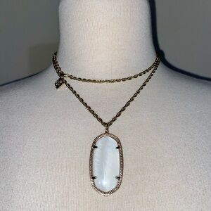 Kendra Scott Reworked Ivory White Pendant Necklace Gold Chain Mother-of-Pearl